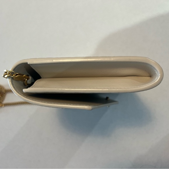 UPTOWN CHAIN WALLET FULL SET WITH RECEIPT - Picture 6 of 9